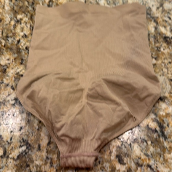 High Waisted Shaper Panty size M-L - Picture 4 of 7